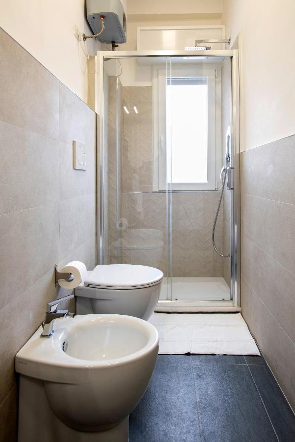 Laly Apartment Rom